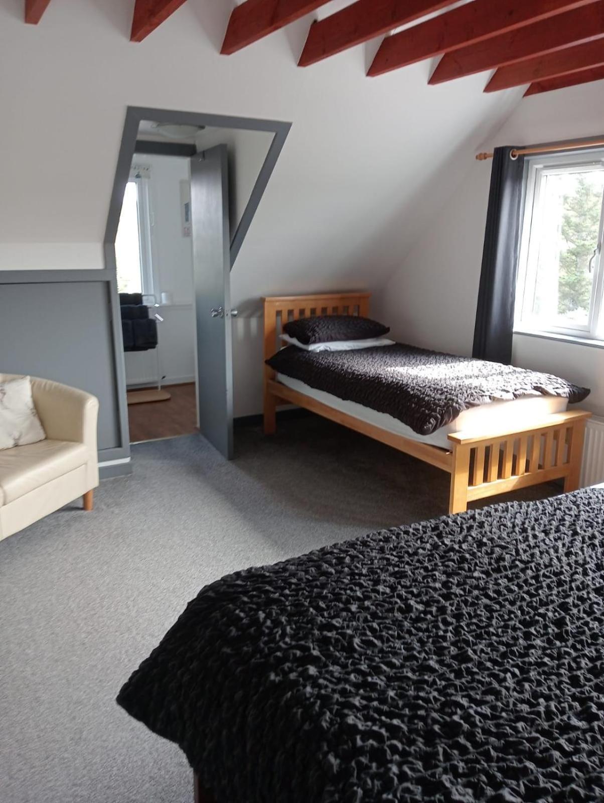 Self Catering Spacious Open Plan 3 Bed Apartment With Sea Views South Erradale المظهر الخارجي الصورة